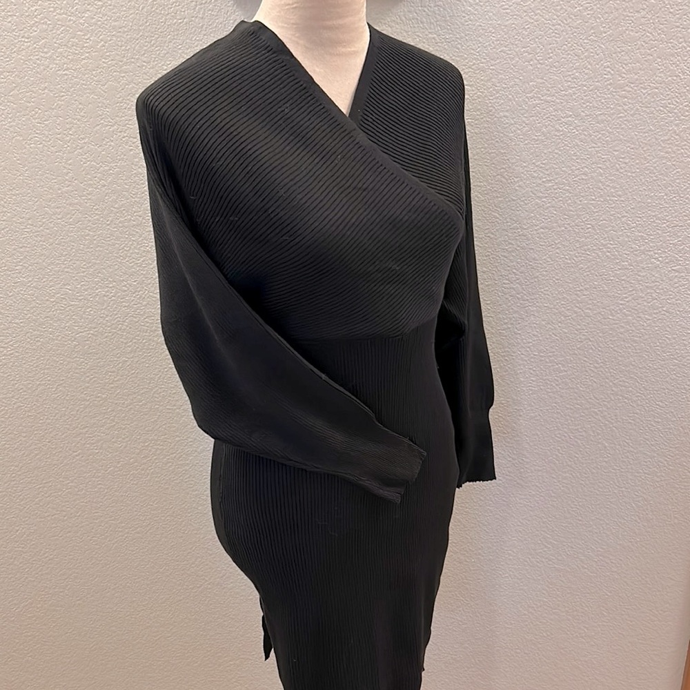 NWT Sweater Dress Main Strip Black Women’s Ribbed Dress